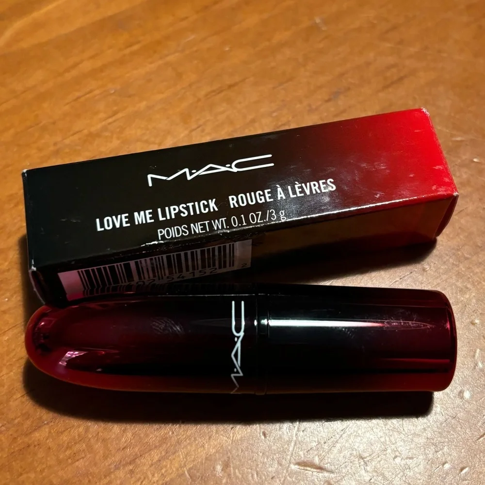 MAC Love Me Lipstick Shamelessly Vain
